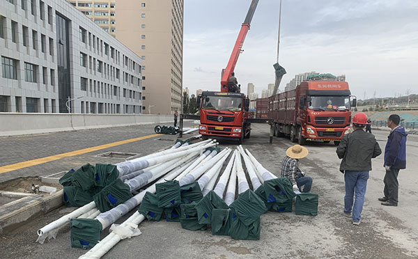 墨竹工卡太阳能路灯灯杆垂直度矫正方法与维护